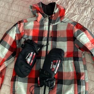 Spyder snow boarding jacket and matching gloves